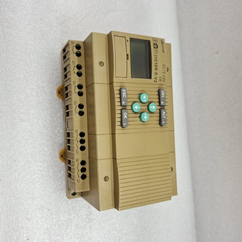 OMRON ZEN-20C1DR-D-V2 CPU UNIT 24V DC TESTED AS PHOTOS 20C1DRDV2